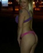 Gringa ojos negros de piel